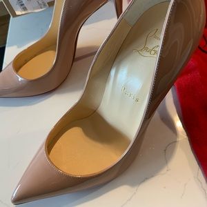 Authentic Nude Christian Louboutin